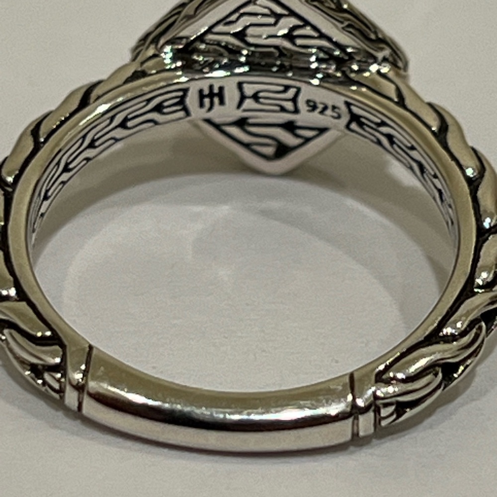 JH Sterling Silver Classic Chain Hammered & Dome Ring Size 7 (2 Rings) - Picture 4 of 9